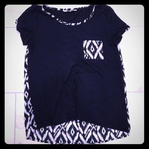 Charming Charlie cute patterned top